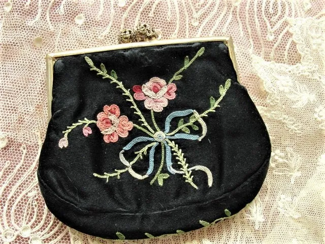 LOVELY Antique FRENCH Embroidered Change Purse,Pink Roses,Blue Bow, Handbag  Purse,Evening Clutch, Collectible Purses, Made in F