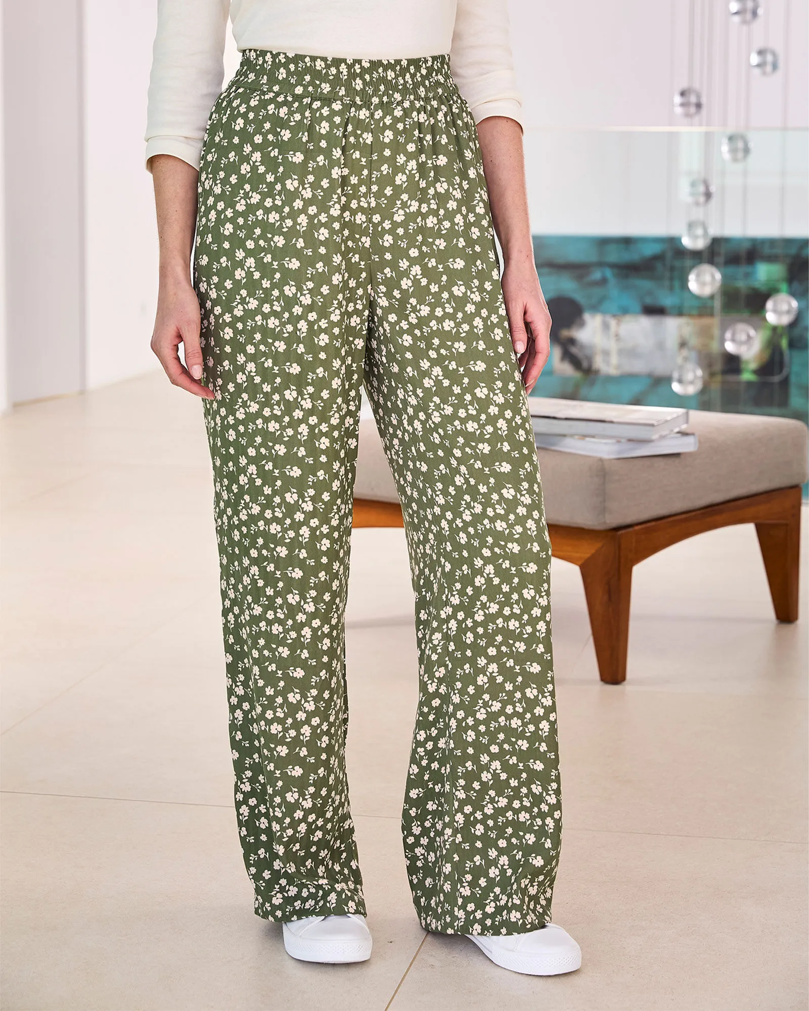 Printed Wide-Leg Trousers