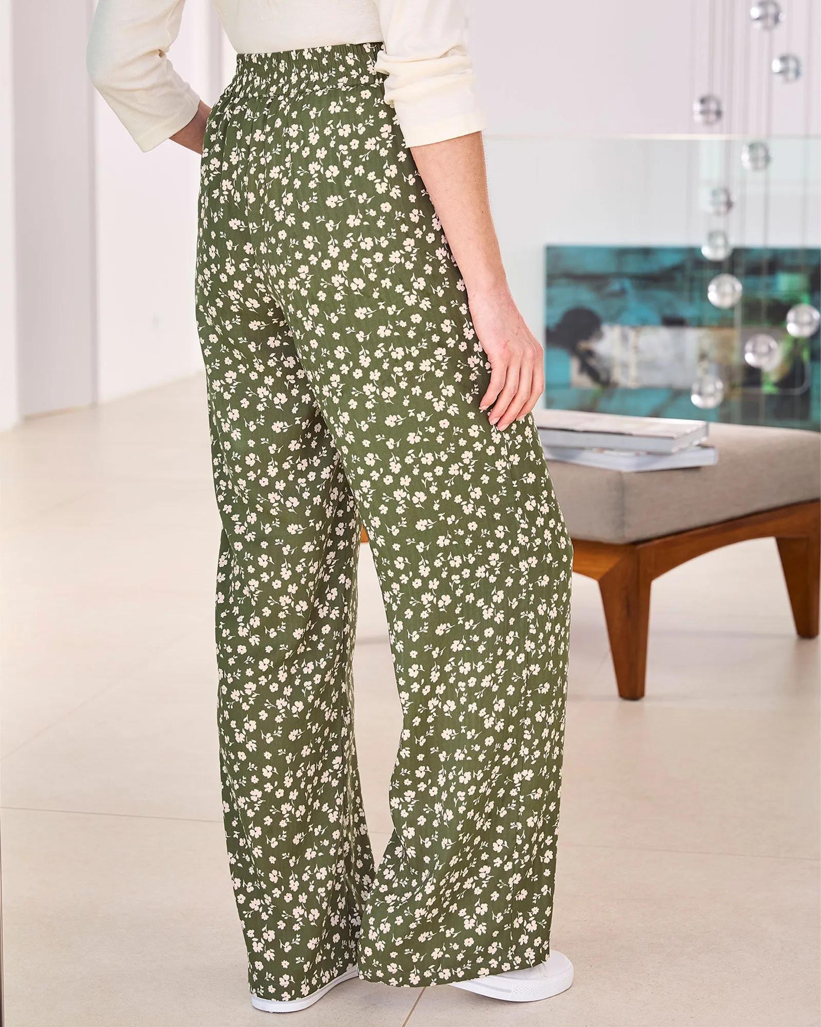 Printed Wide-Leg Trousers