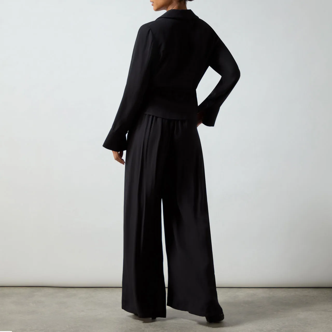 RO&ZO ONLINE EXCLUSIVE Wide Leg Trousers - Black