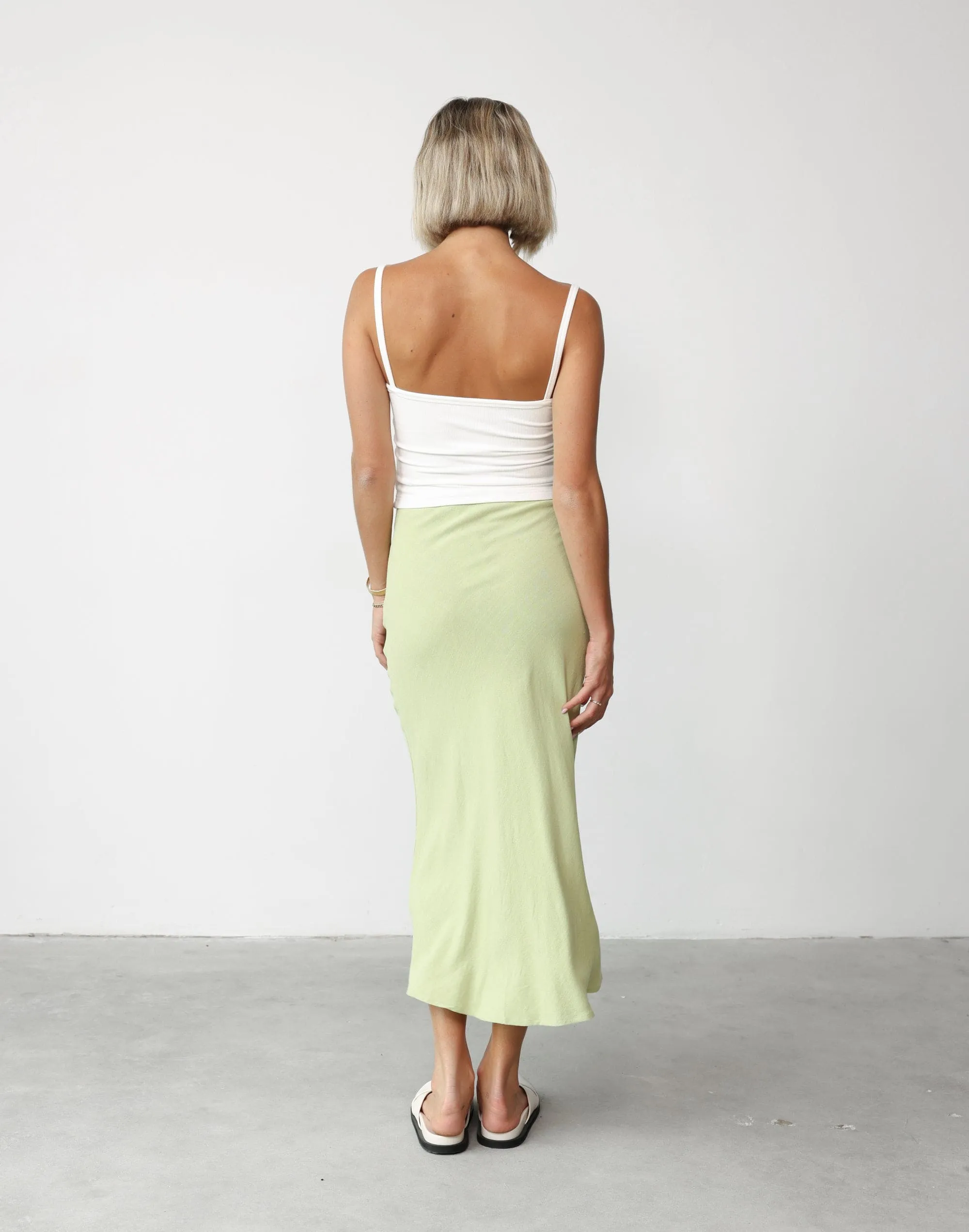 Rosemaria Midi Skirt (Apple)