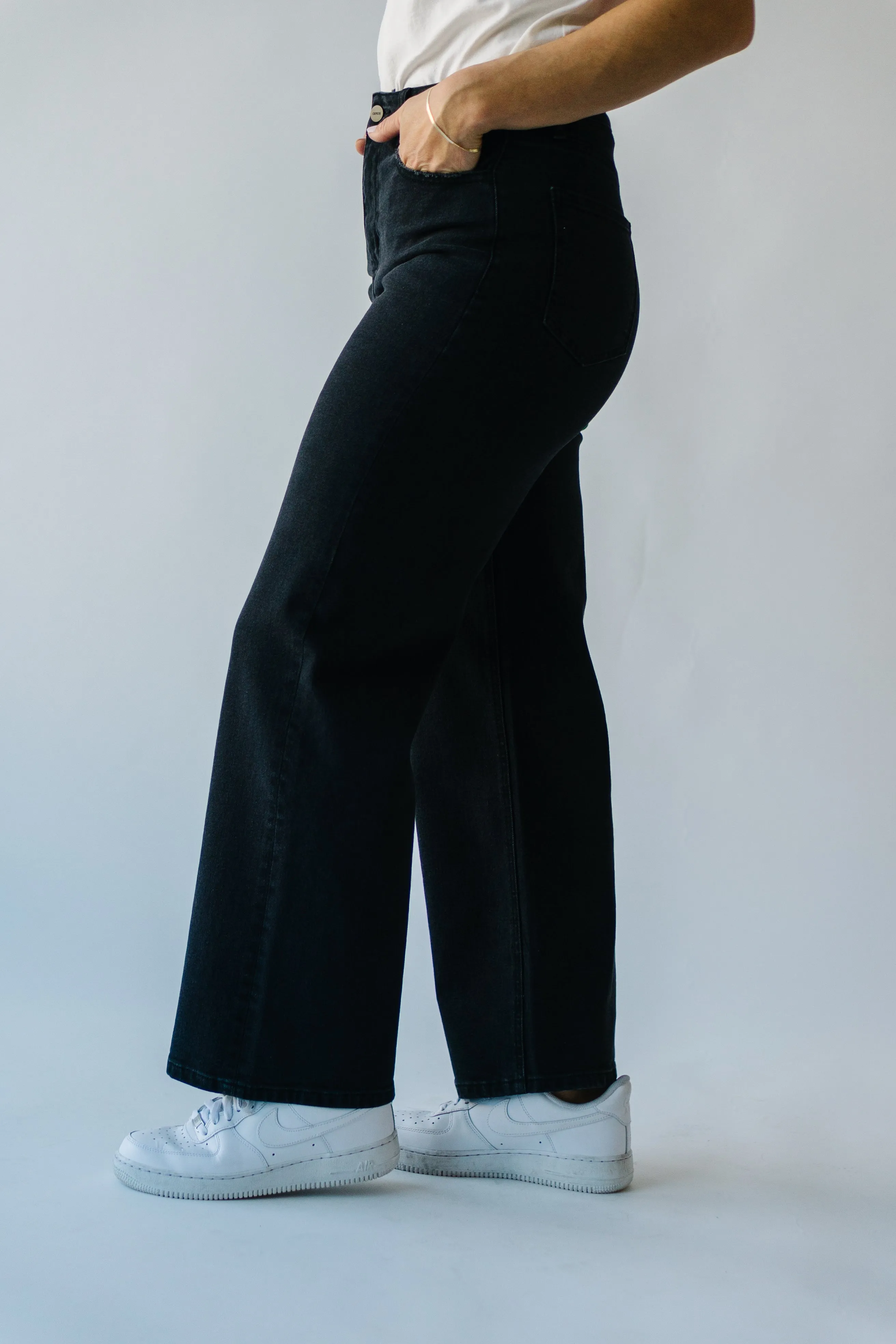 The Cleaned Up Jack Wide Leg Jean in Black