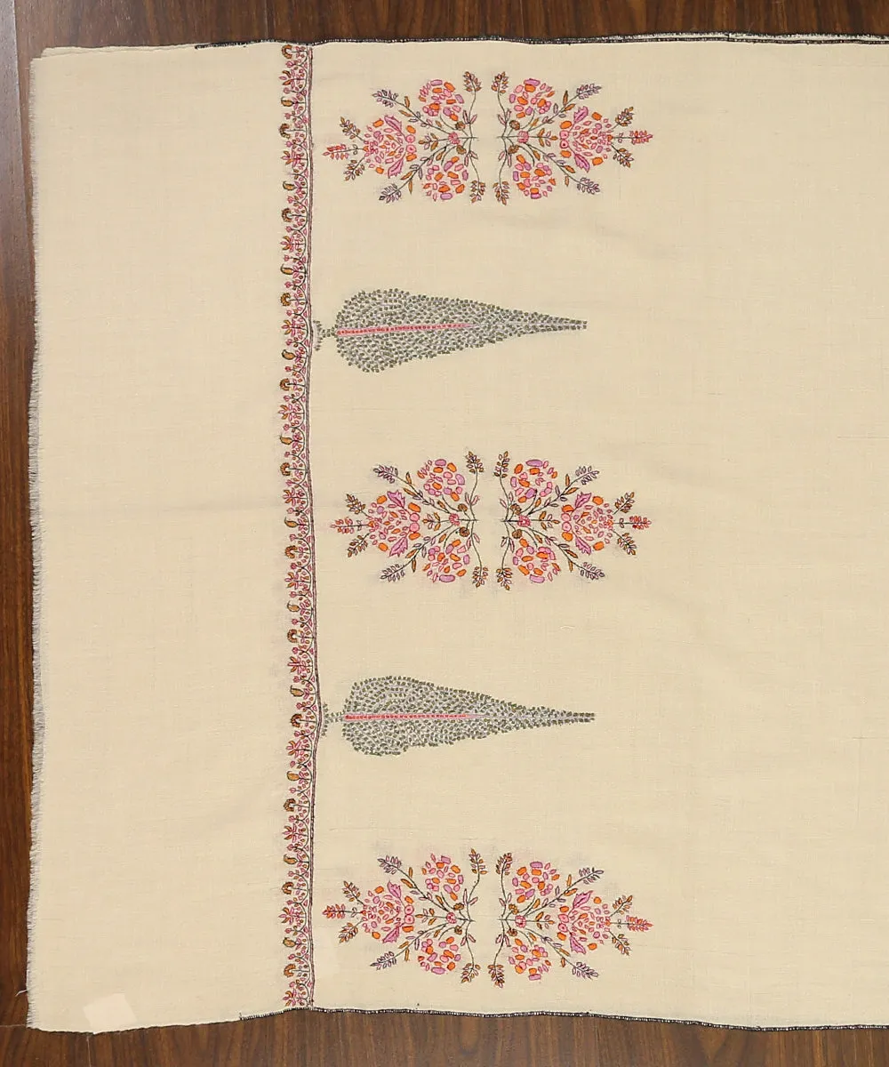 White Handwoven Pure Pashmina Stole with Gulabkari and Mughal Motif